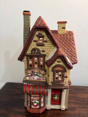 Teddy Bear Toy Shop Ceramic Light-Up Christmas Village House 7.5" Tall Vintage